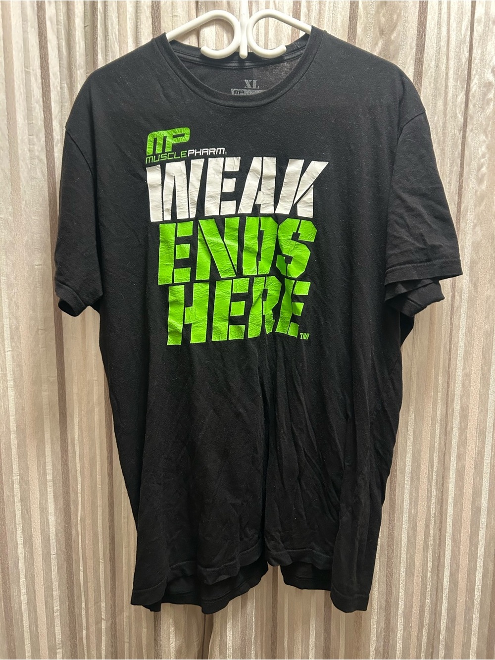 Men’s Muscle Pharm Black 'Weak Ends Here' Graphic Tee, Size XL